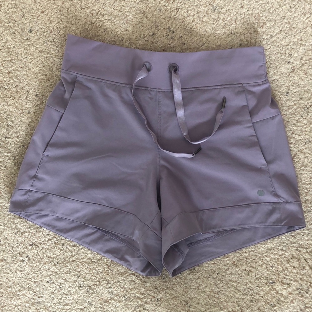Apana Shorts